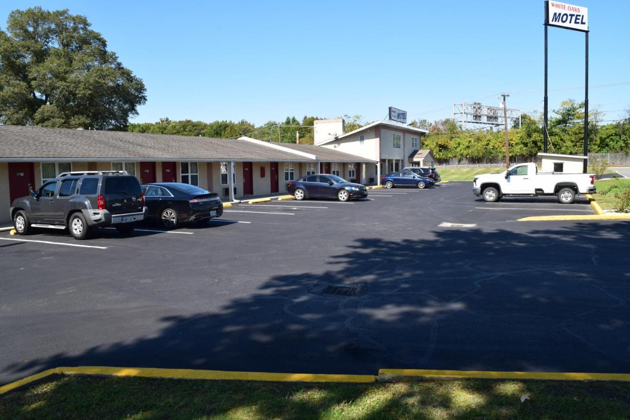 White Oaks Motel Pennsville/Carneys Point Exterior photo