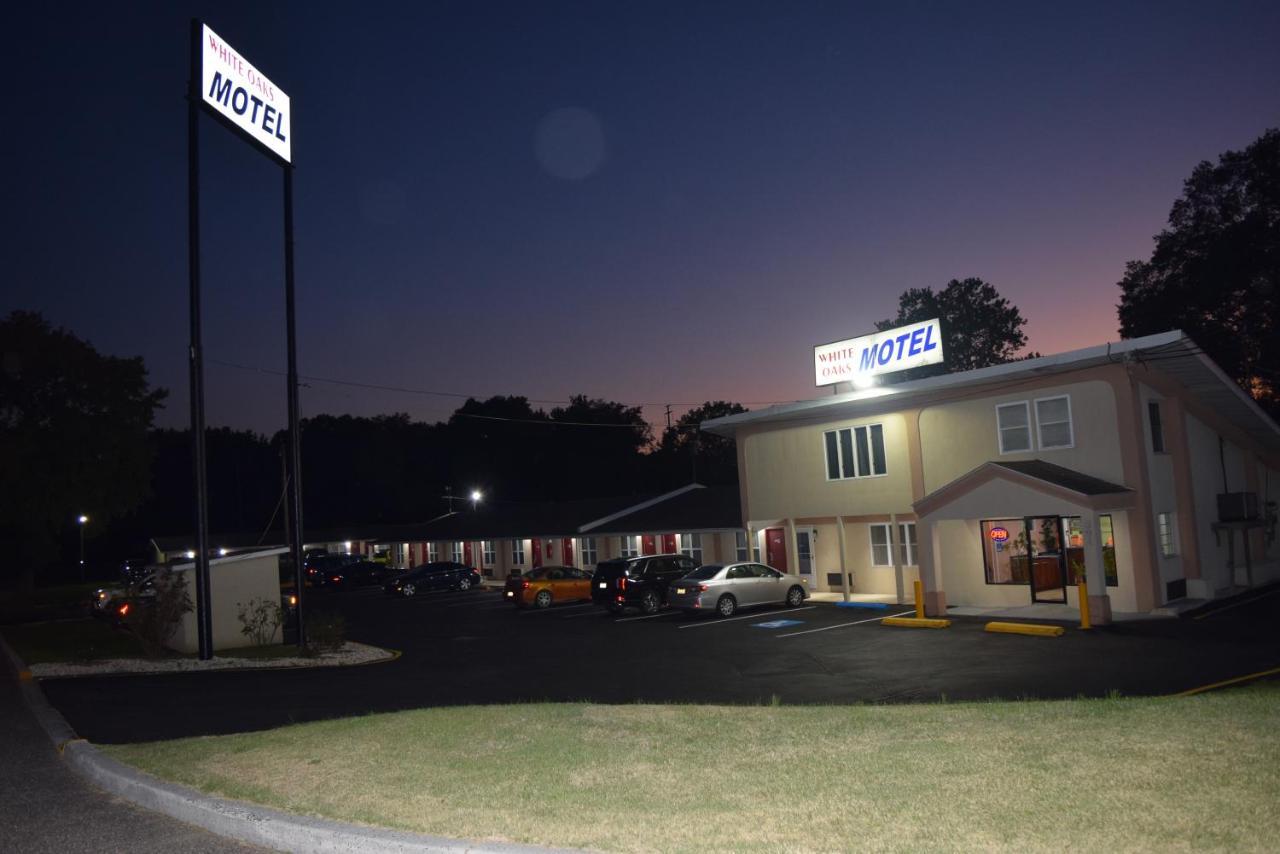 White Oaks Motel Pennsville/Carneys Point Exterior photo