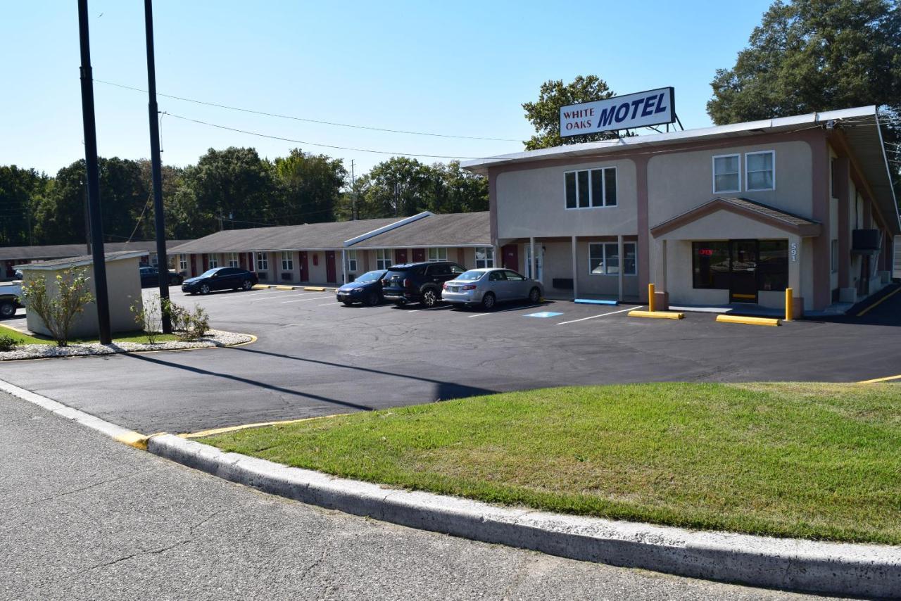 White Oaks Motel Pennsville/Carneys Point Exterior photo