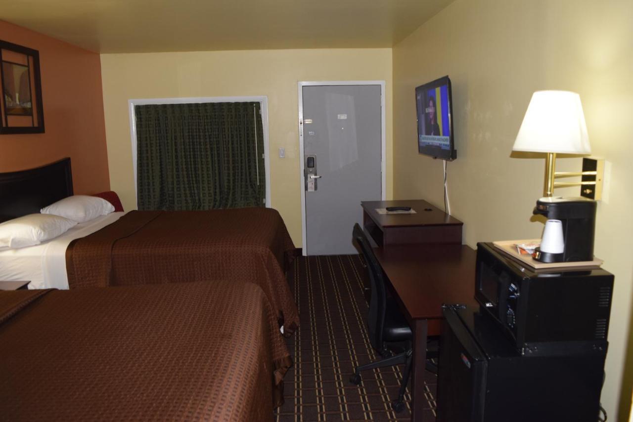 White Oaks Motel Pennsville/Carneys Point Exterior photo
